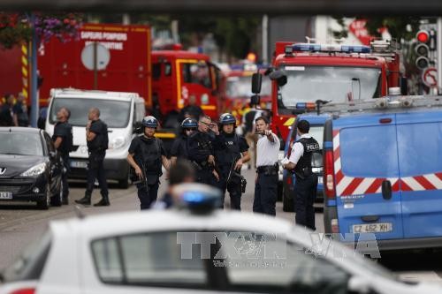 Attentat à Saint-Etienne-du-Rouvray: le profil d'un des deux assaillants révélé  - ảnh 1